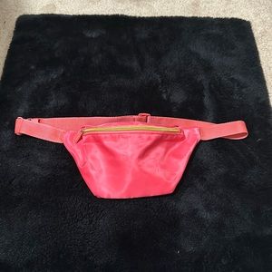 Nuetrogena cross body bag